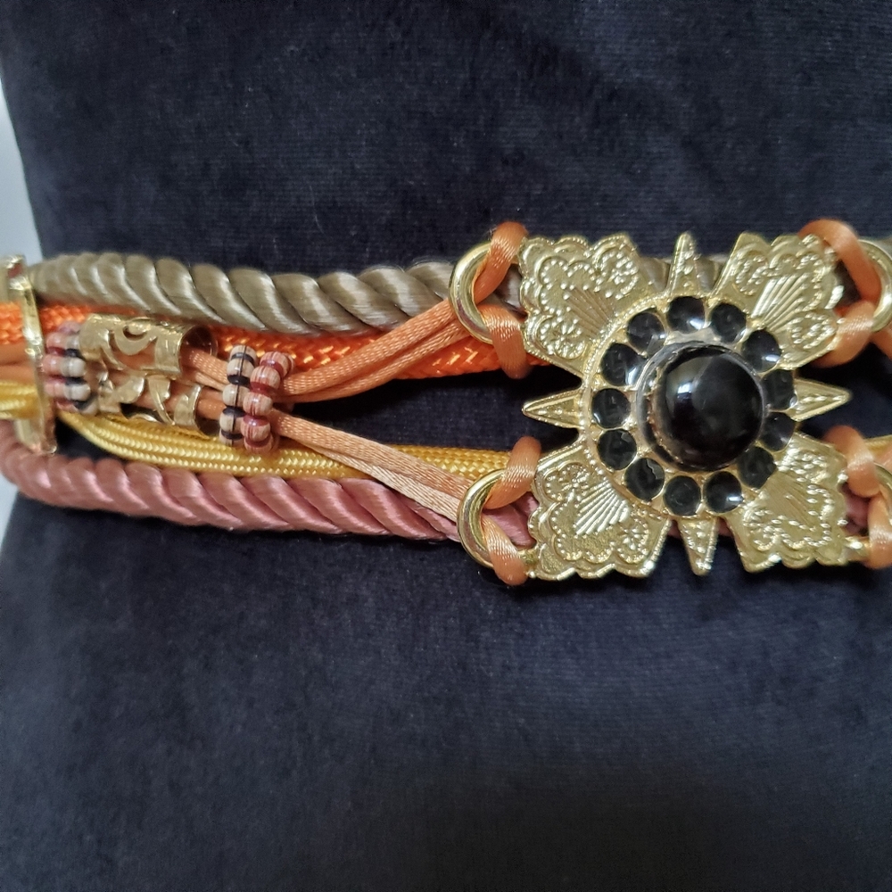 Belt-Ornate Gold, Neutral Rope, Black Medalian Statement - Picture 4 of 6